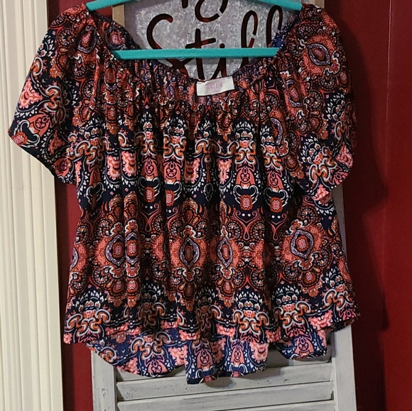 Fall Top - Picture 3 of 3